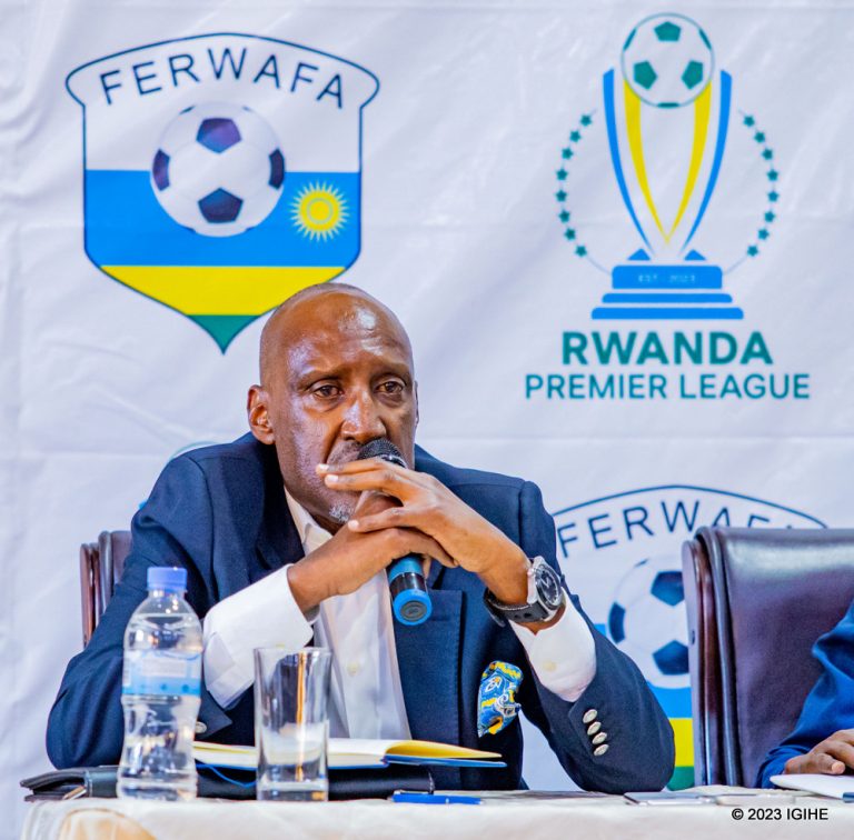 umunyamabanga_mukuru_wa_ferwafa_kalisa_adolphe_yahaye_ikaze_buri_wese_uzifuza_serivisi_mu_biro_bye-45426